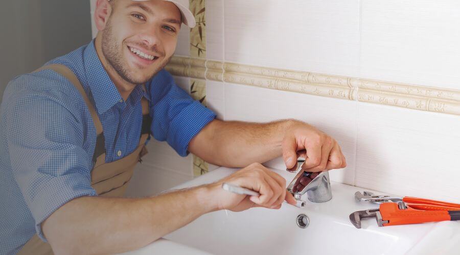 Professional clogged drains services in Grandview, TX